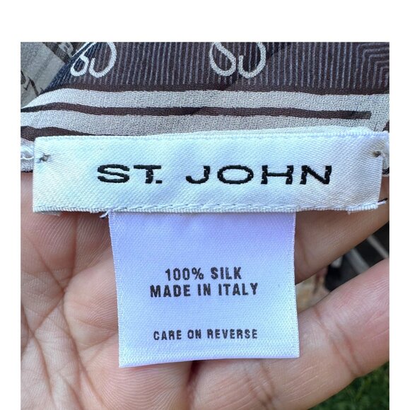 St. John 45th Anniversary Devotion Scarf - Gray & Black - Picture 4 of 5